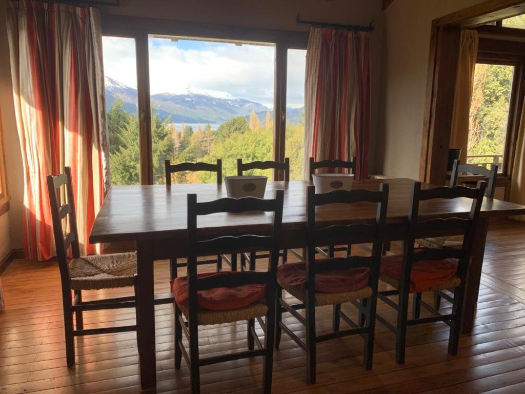 Arelauquen Bungalows & Suites San Carlos de Bariloche Exteriér fotografie