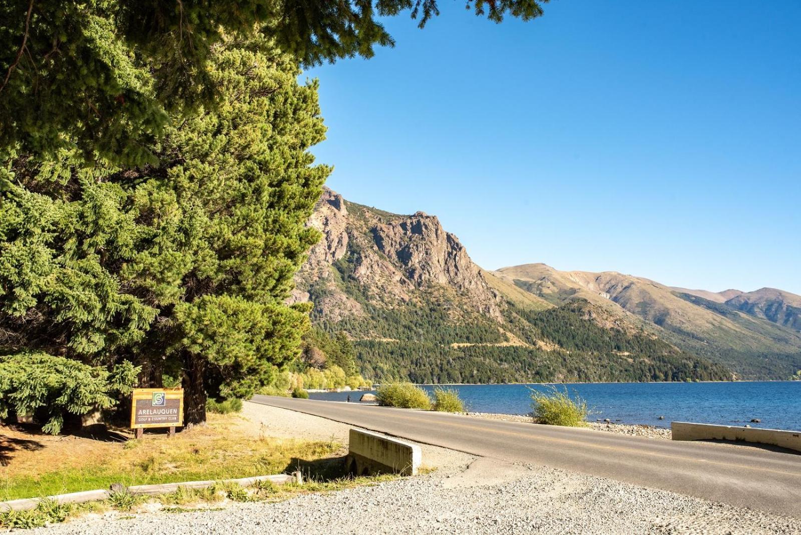 Arelauquen Bungalows & Suites San Carlos de Bariloche Exteriér fotografie