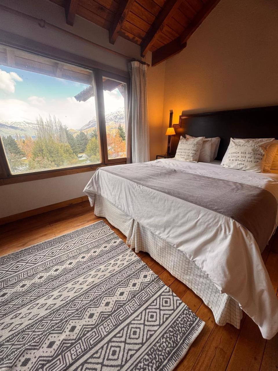 Arelauquen Bungalows & Suites San Carlos de Bariloche Exteriér fotografie